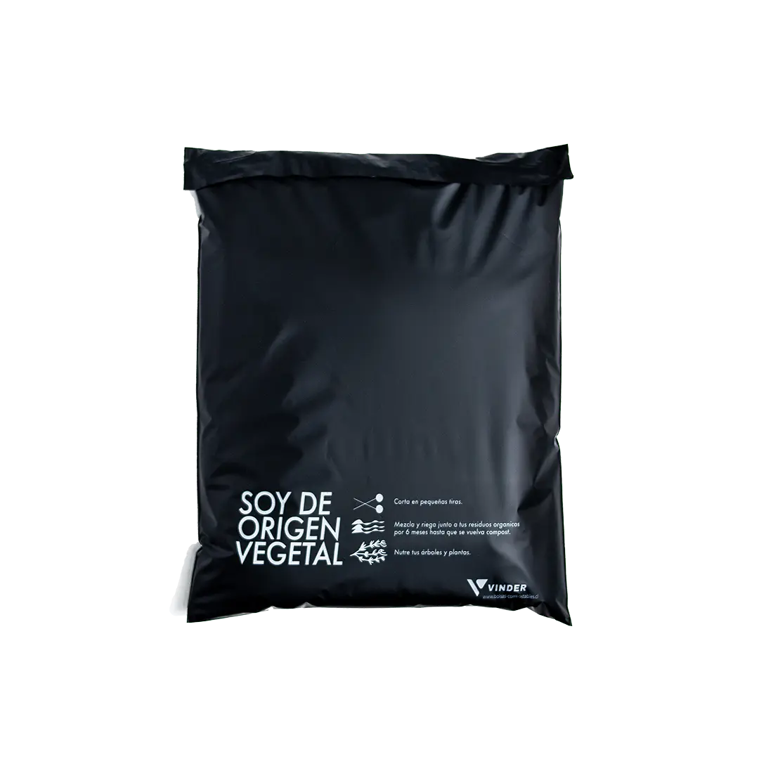 Detalle de bolsa courier negra 20x26 cm compostable 100% opaca para envío discreto de joyas y productos de valor Vinder Chile