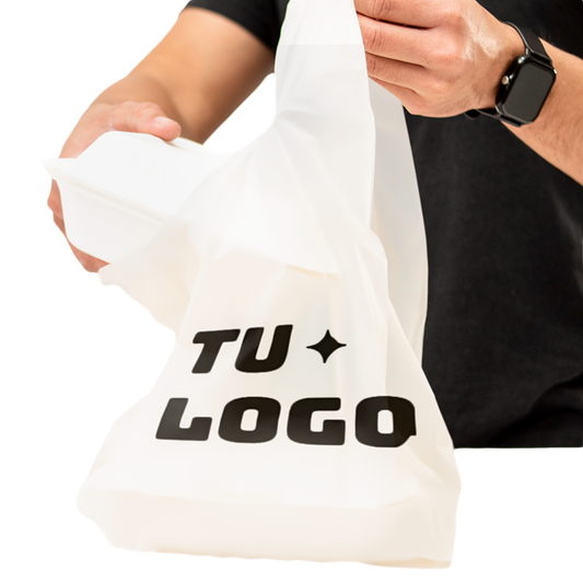 Bolsa camiseta compostable personalizada con logo 40x50 cm medida grande para tiendas de ropa y retail Vinder Chile