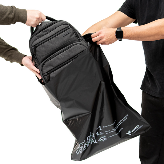 Bolsa courier genérica negra 50x60 almidón de maíz marca Vinder envío de paquetes e-commerce sin impresión vinder