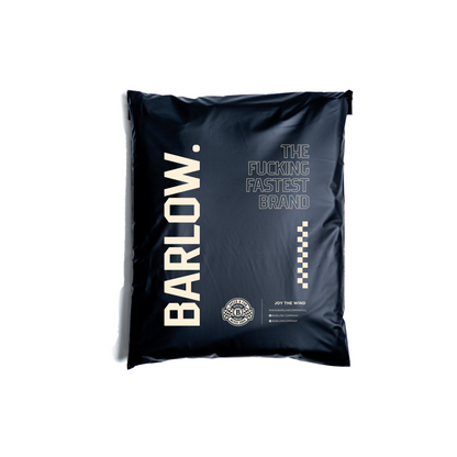 Sobre de envío compostable negro 30x36 cm de alta resistencia 40 micrones de grosor para despacho de pedidos Vinder Chile